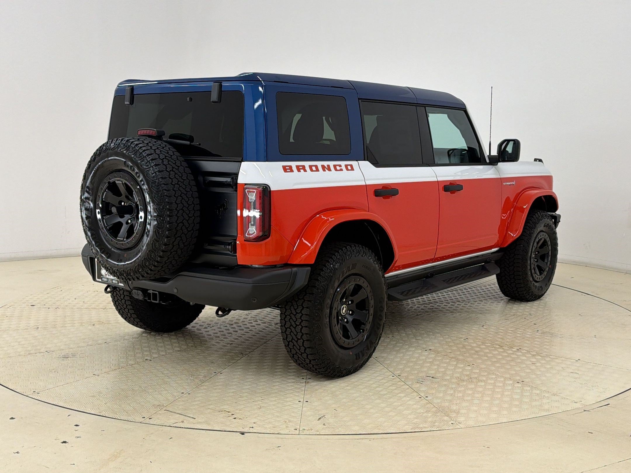 New 2026 Ford Bronco Stroppe Edition AWD/4WD image 9