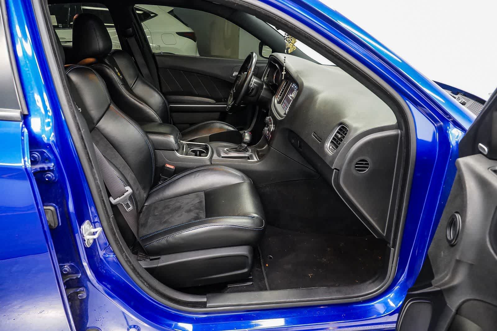 Used 2022 Dodge Charger GT RWD image 16