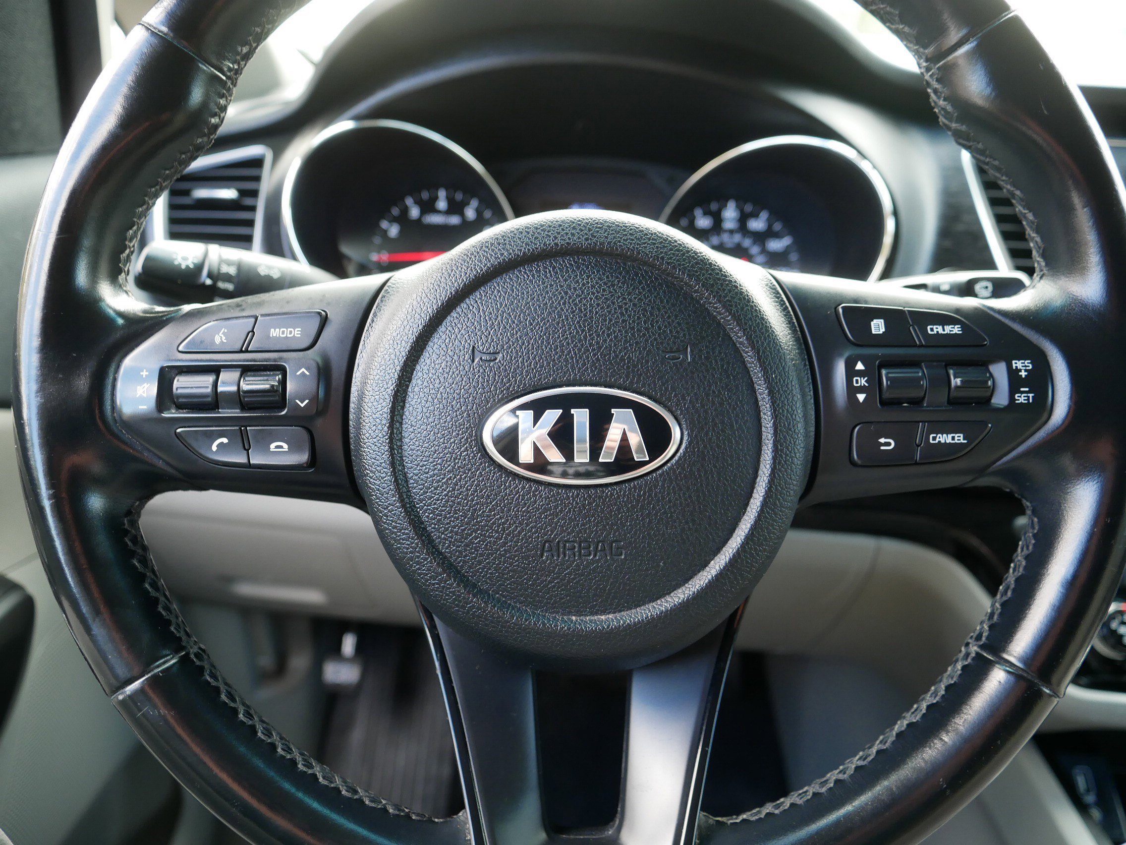 Certified 2019 Kia Sedona EX FWD image 25
