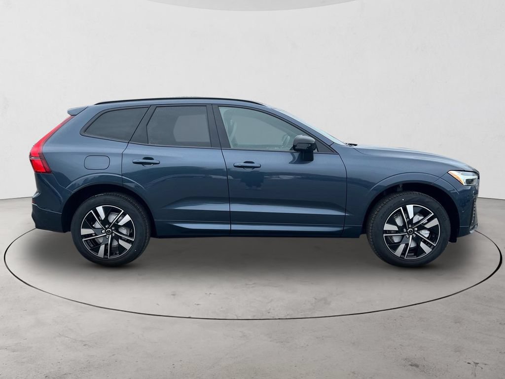 New 2026 Volvo XC60 B5 Plus w/ Protection Package Premier AWD/4WD image 6