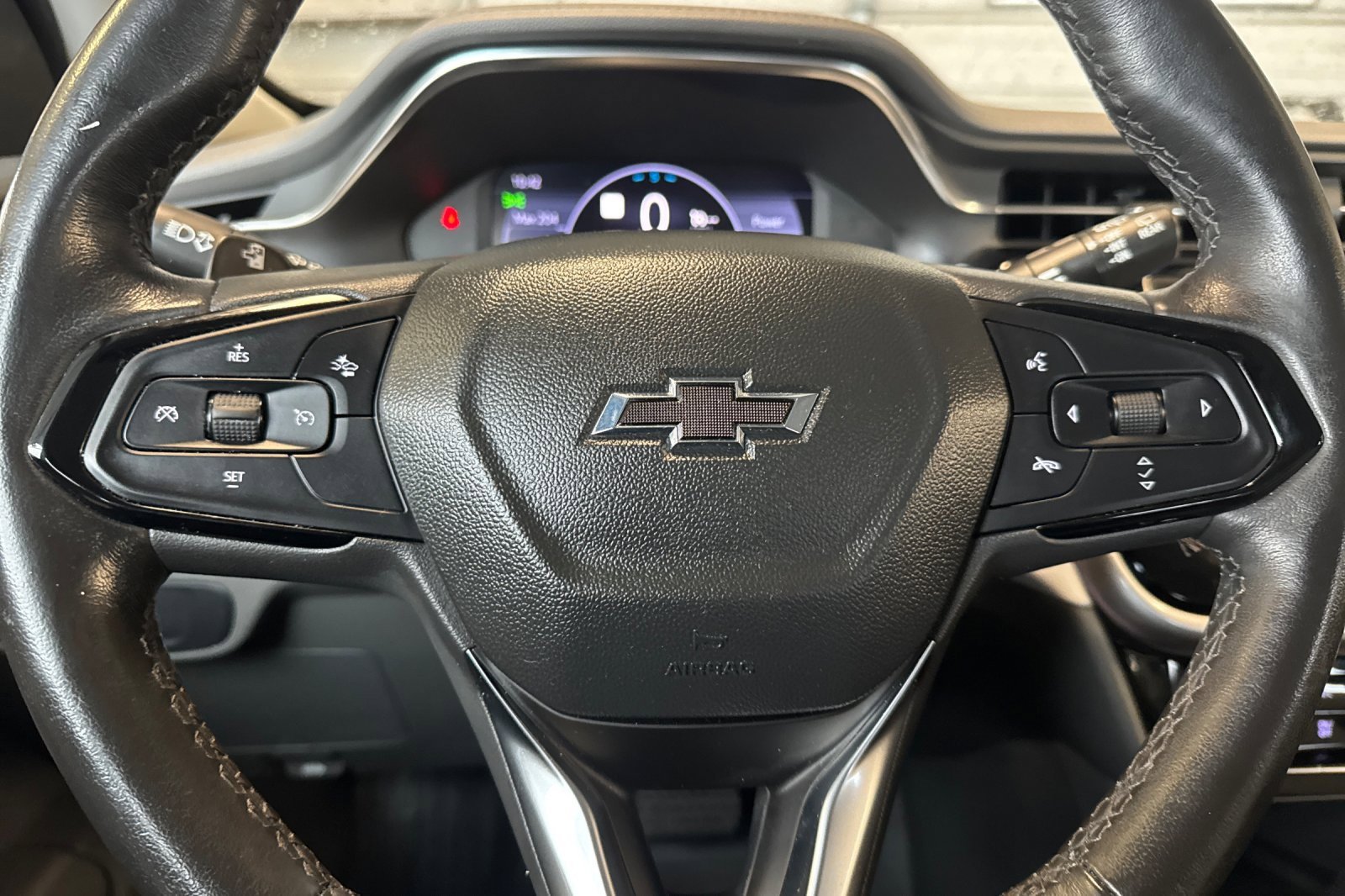 Used 2022 Chevrolet Bolt EUV Premier w/ Sun & Sound Package image 31