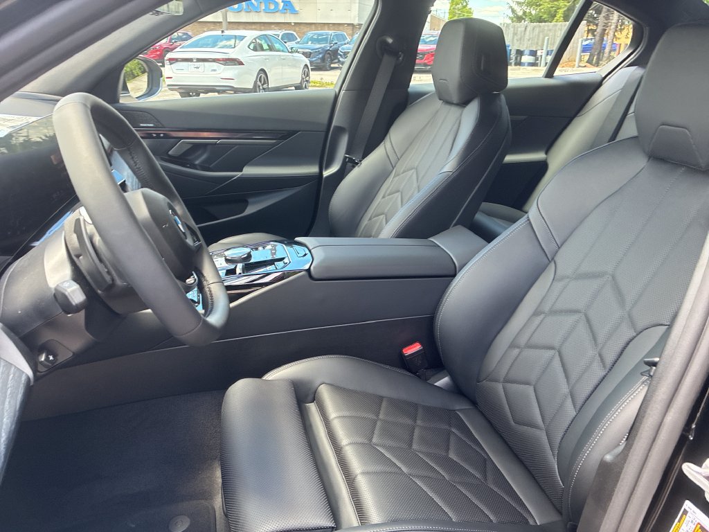 New 2027 BMW 530i xDrive w/ Premium Package AWD/4WD image 10