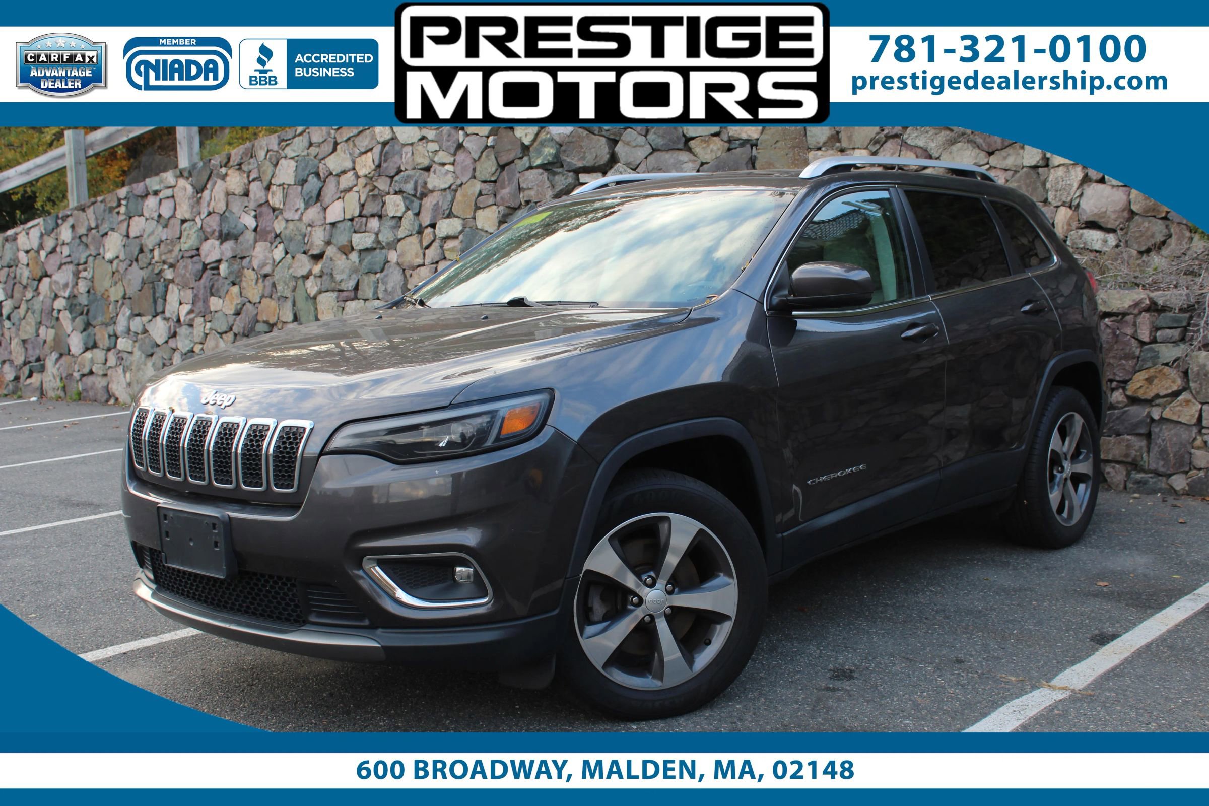 Used 2019 Jeep Cherokee Limited image 1