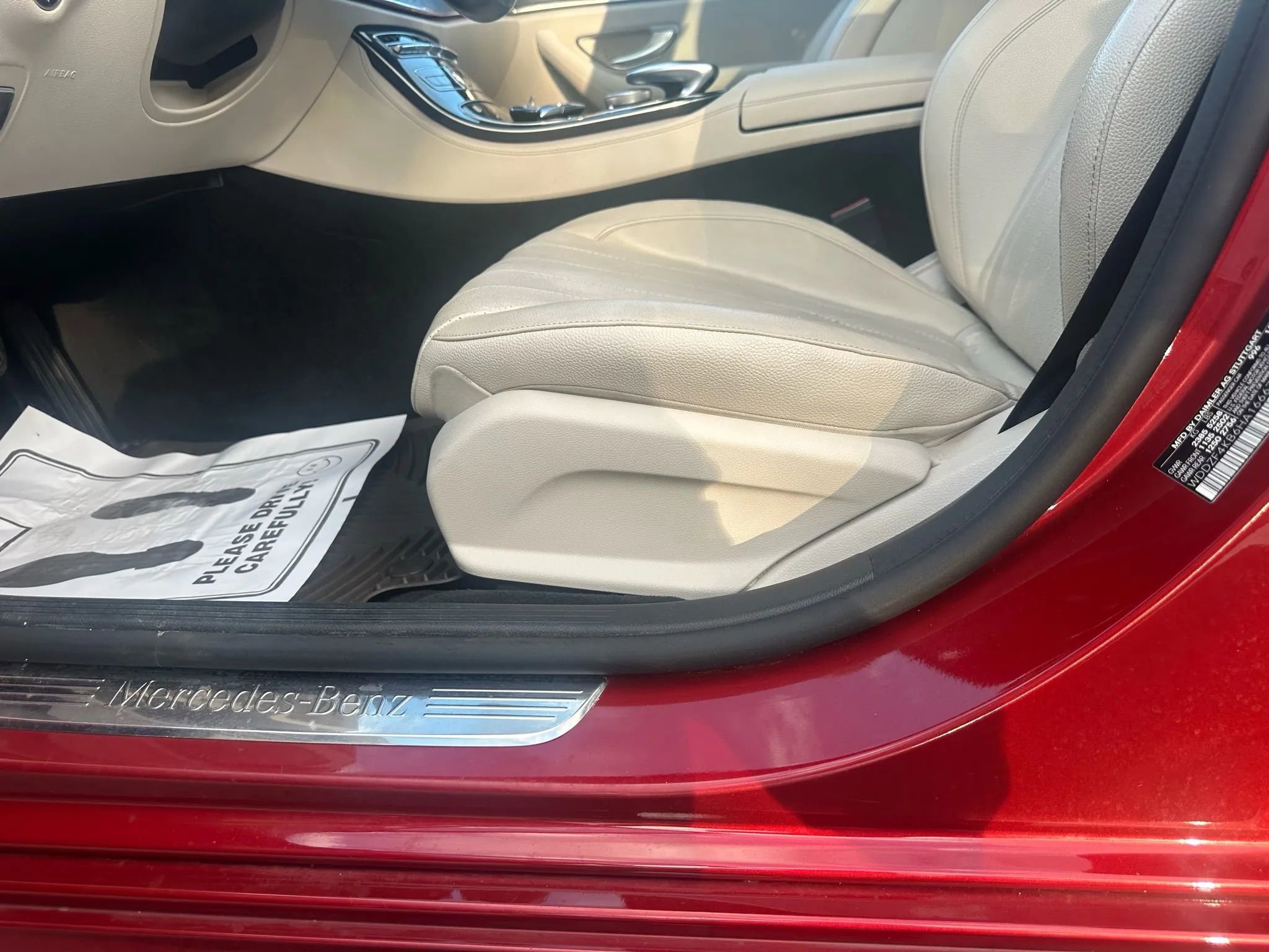 Used 2017 Mercedes-Benz E 300 4MATIC image 18