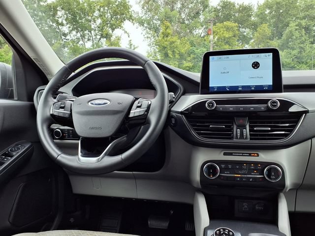 Used 2023 Ford Escape Active w/ Cold Weather Package FWD image 6