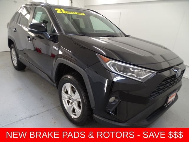 Used 2021 Toyota RAV4 XLE w/ Convenience Package