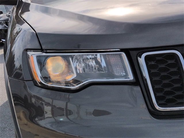 Certified 2021 Jeep Grand Cherokee Laredo image 9