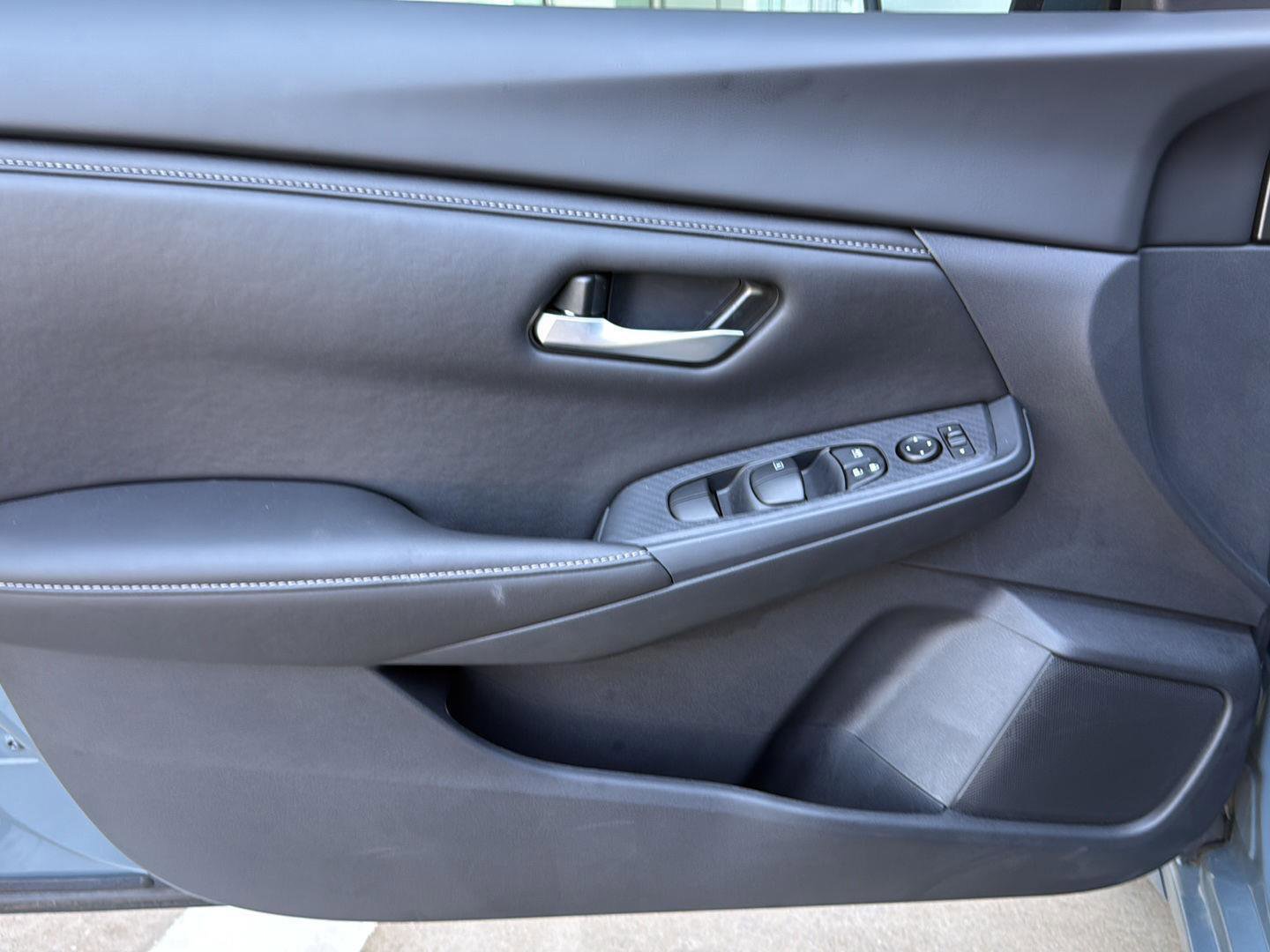 New 2025 Nissan Sentra SV w/ All-Weather Package FWD image 10