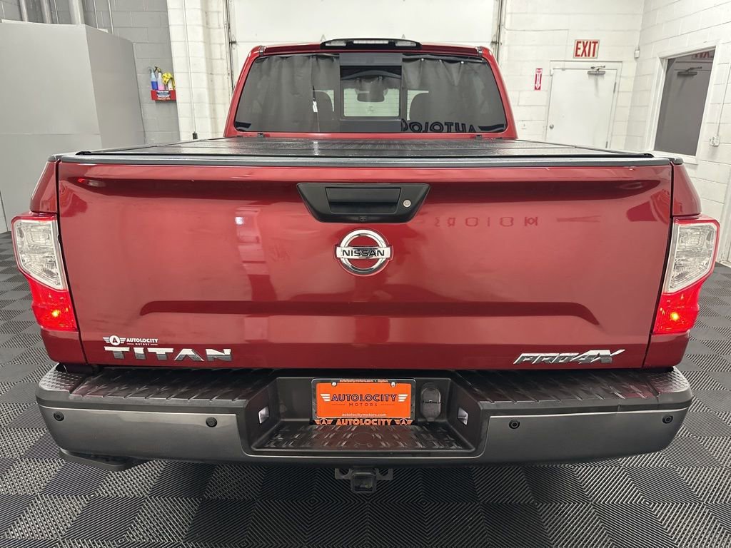 Used 2017 Nissan Titan PRO-4X w/ Pro-4x Convenience Package AWD/4WD image 8