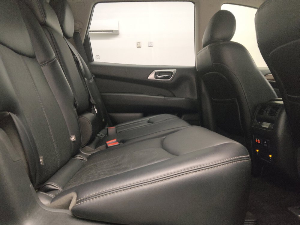 Used 2019 Nissan Pathfinder Platinum w/ Cargo Package AWD/4WD image 19