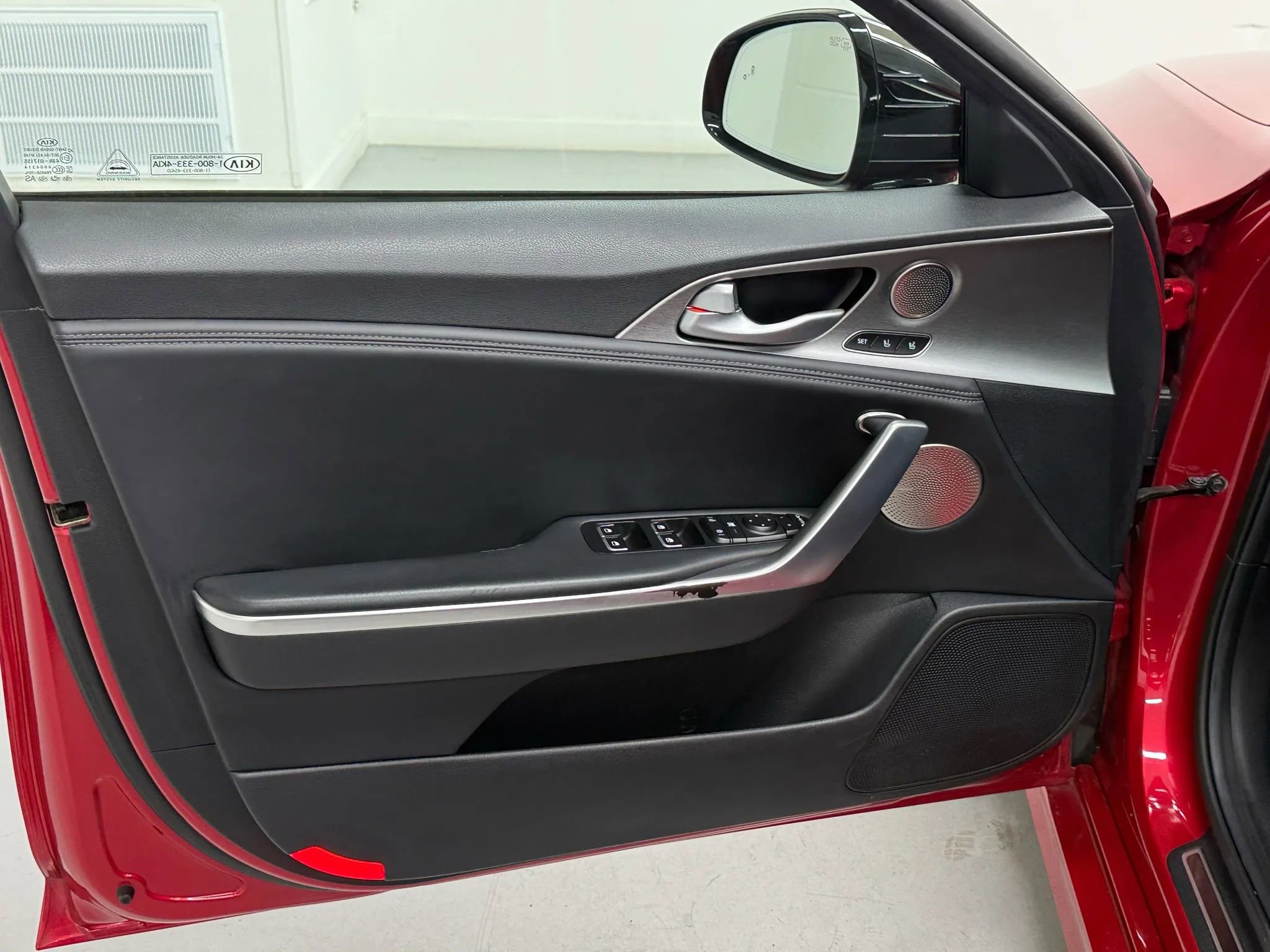 Used 2020 Kia Stinger GT2 image 25