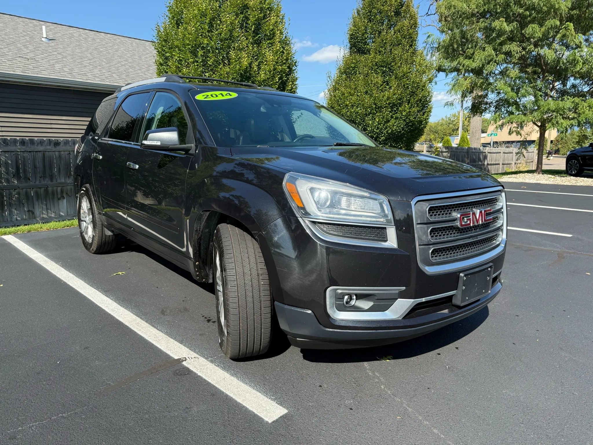 Used 2014 GMC Acadia SLT image 3