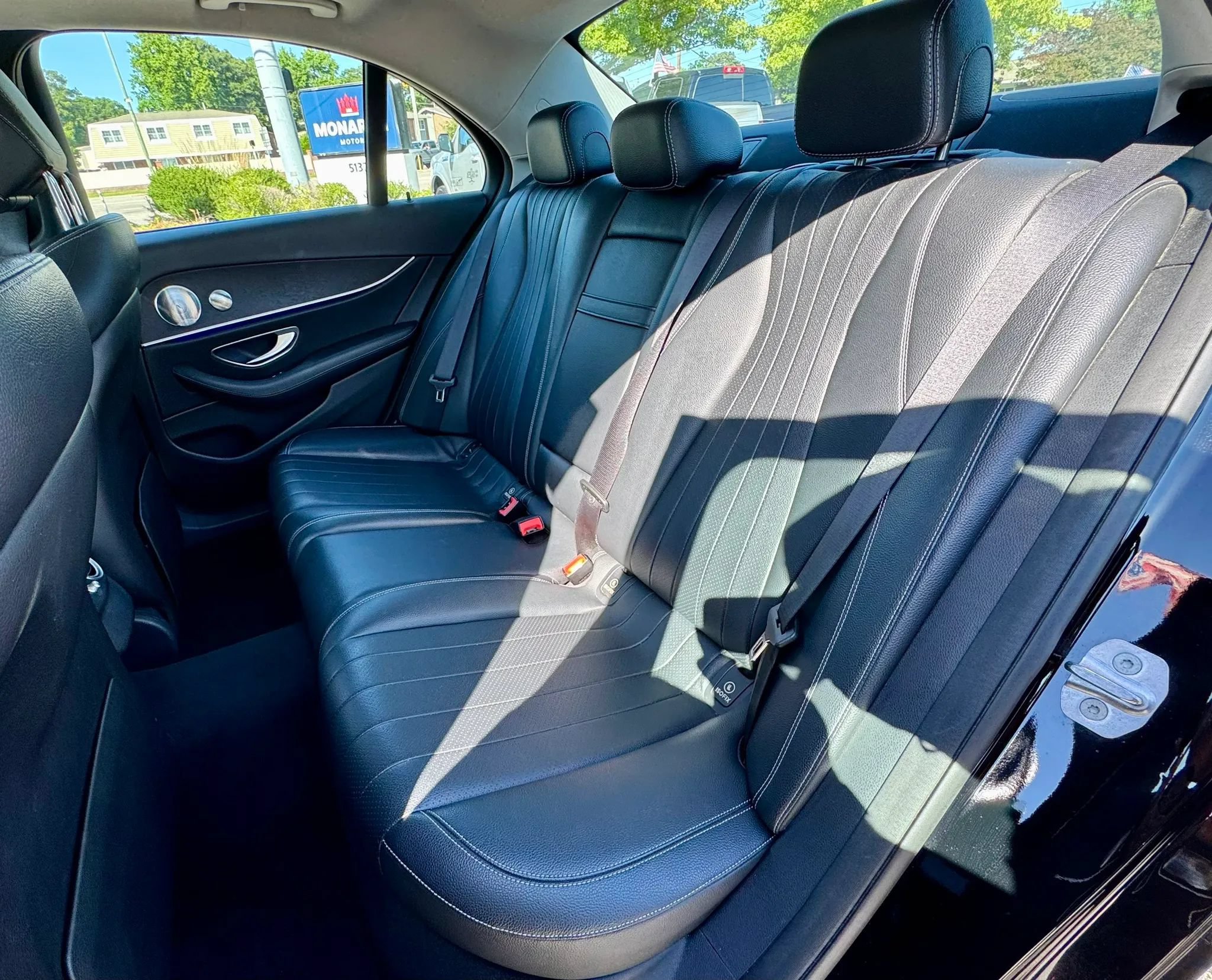 Used 2017 Mercedes-Benz E 300 image 10