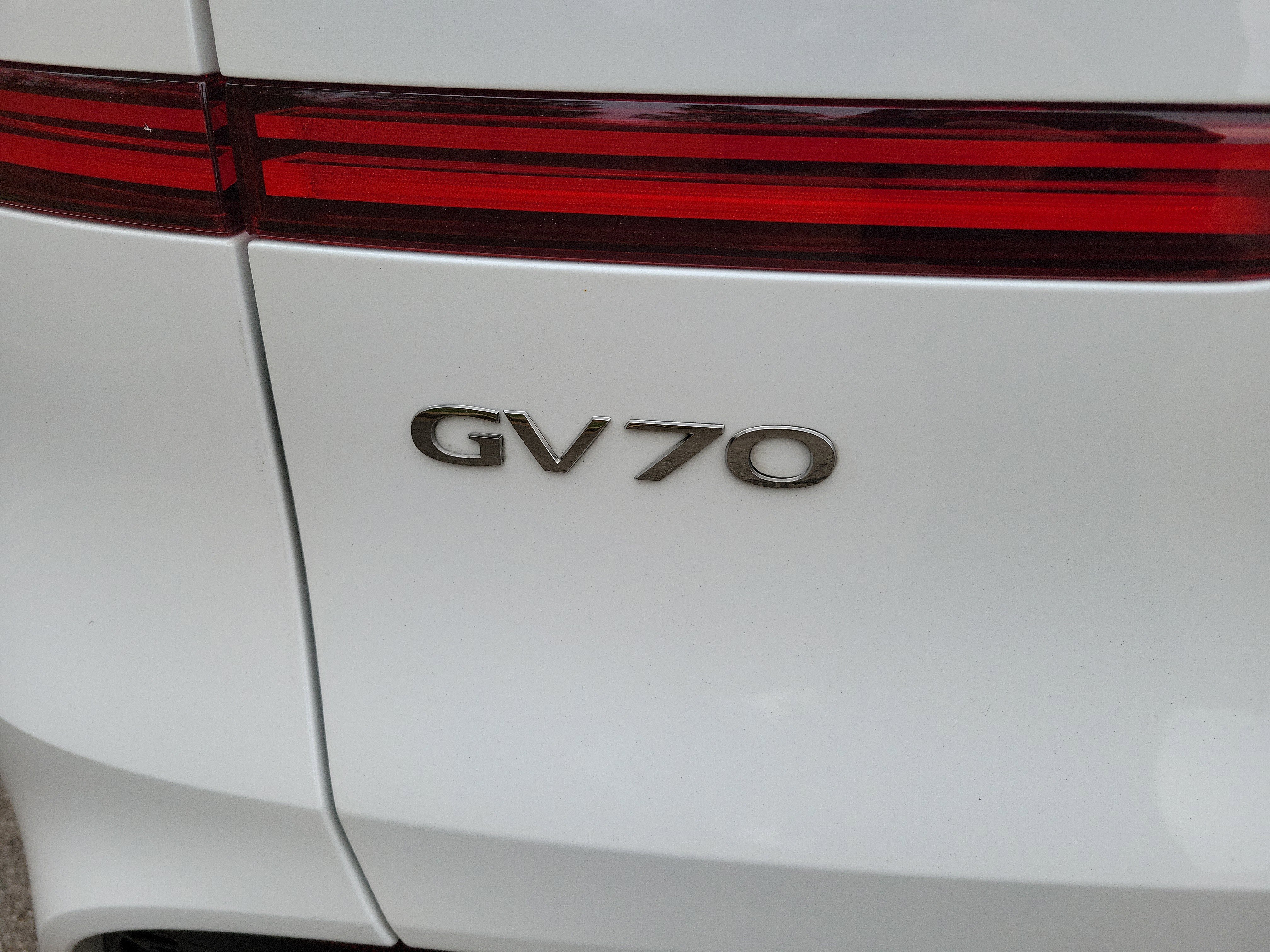 Used 2025 Genesis GV70 2.5T image 32