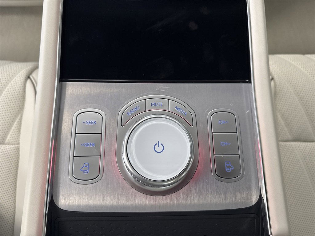 New 2026 Genesis G90 3.5T image 22