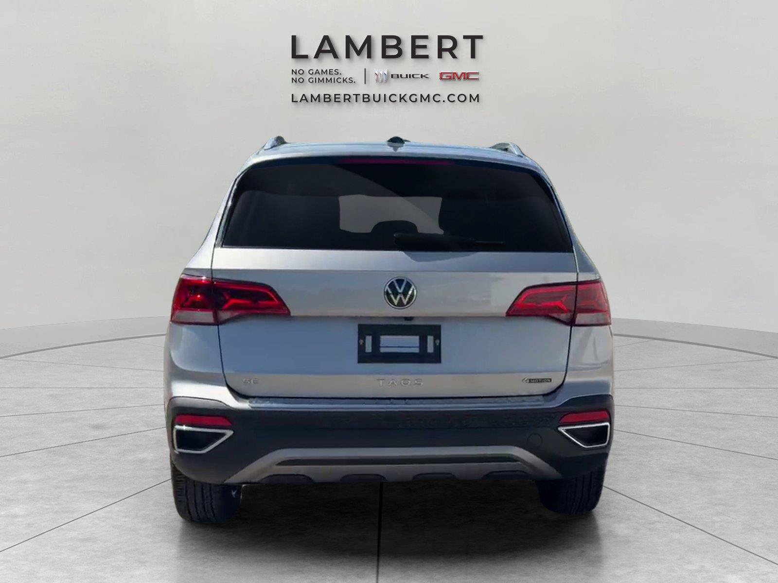 Used 2024 Volkswagen Taos SE AWD/4WD image 4