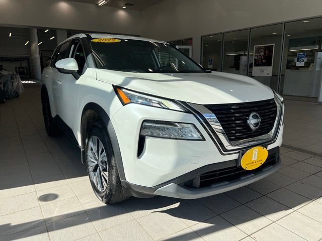 Used 2022 Nissan Rogue SV AWD/4WD image 1
