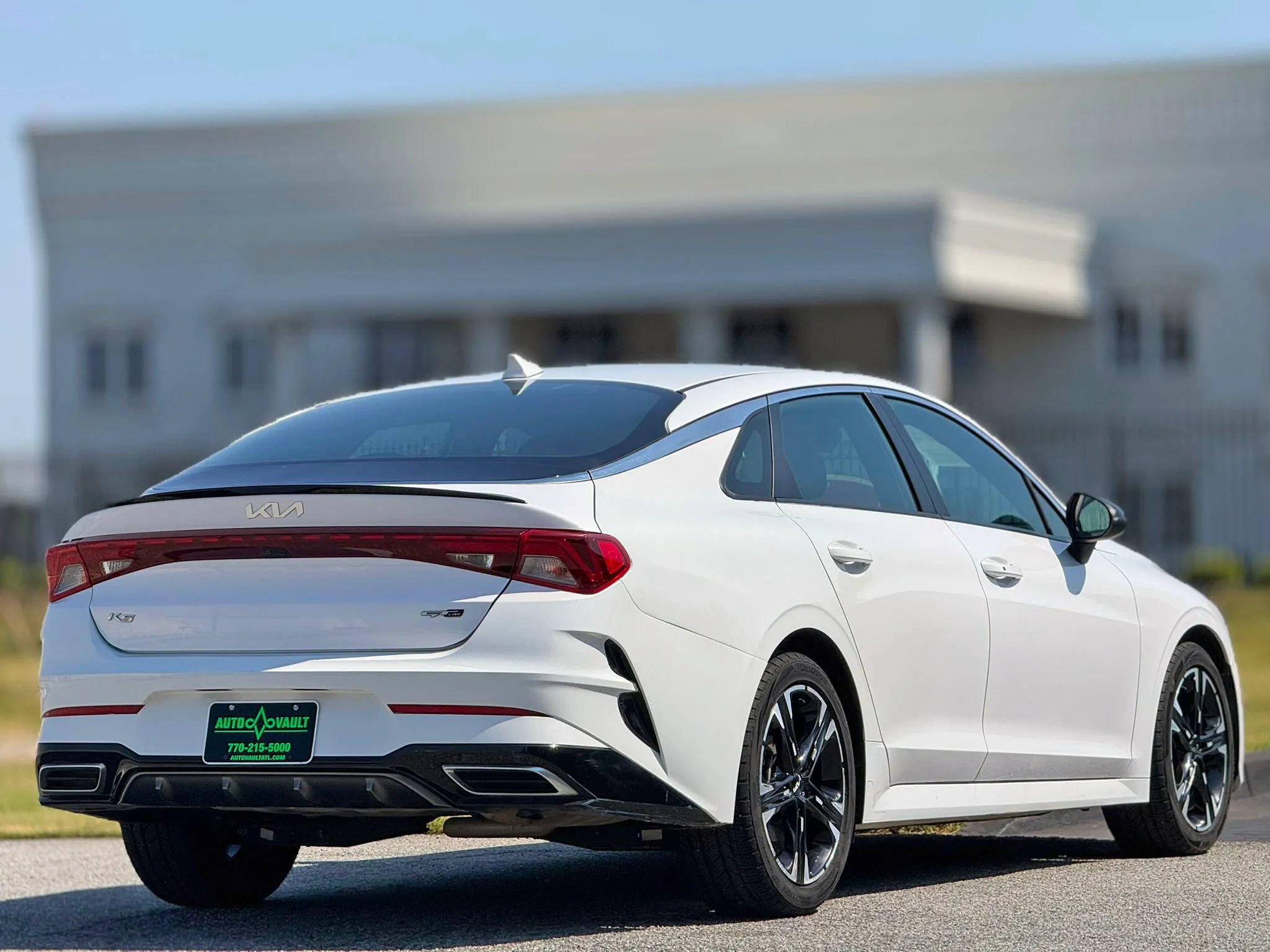Used 2022 Kia K5 GT-Line FWD image 11