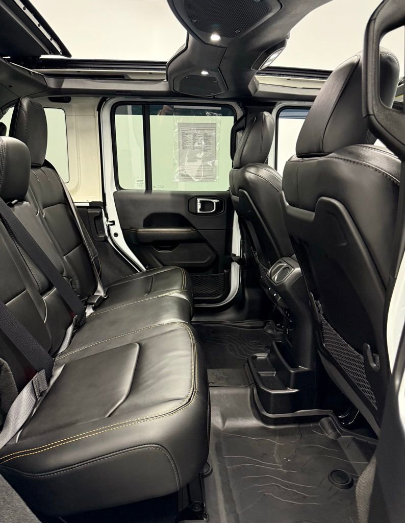 Used 2025 Jeep Wrangler Unlimited Rubicon 392 image 28
