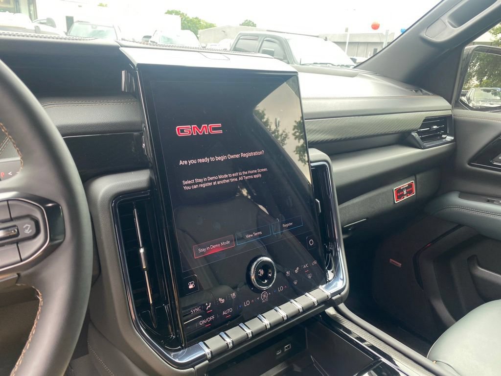 New 2026 GMC Yukon AT4 w/ AT4 Premium Package AWD/4WD image 33