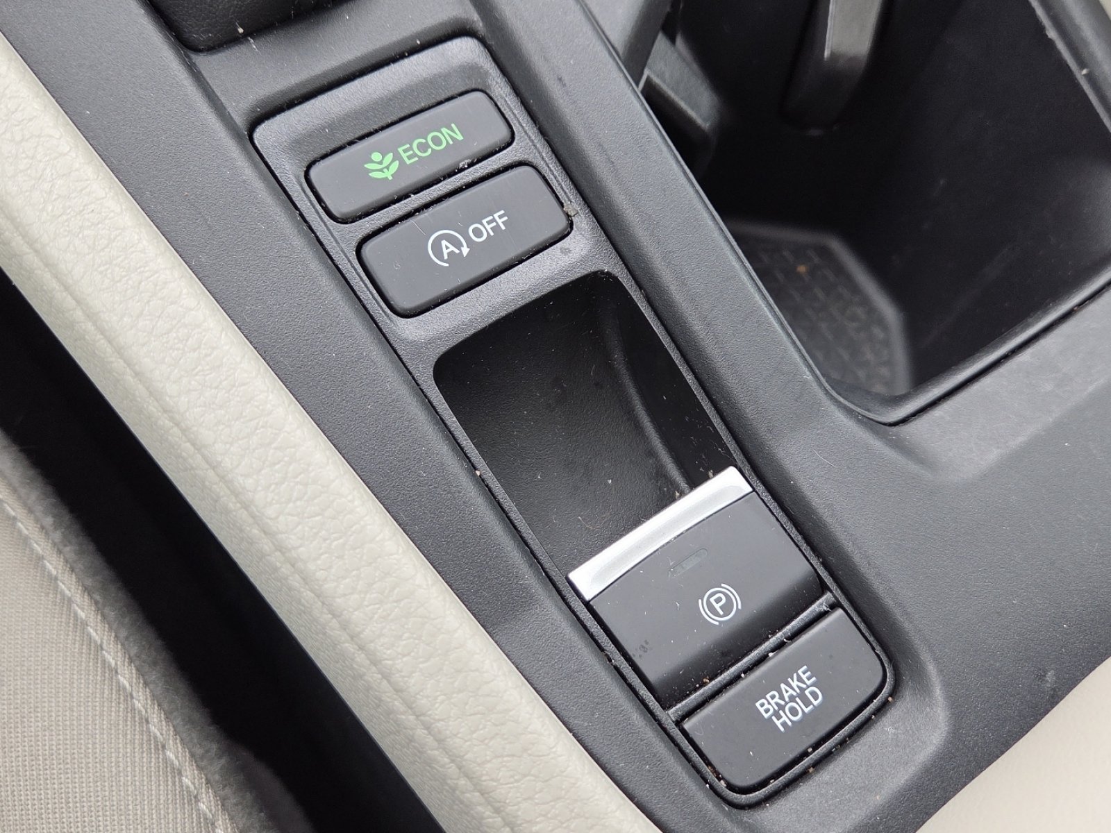 Used 2024 Honda Accord EX image 8