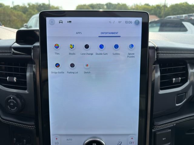 Used 2023 Ford F150 Lightning Platinum image 33