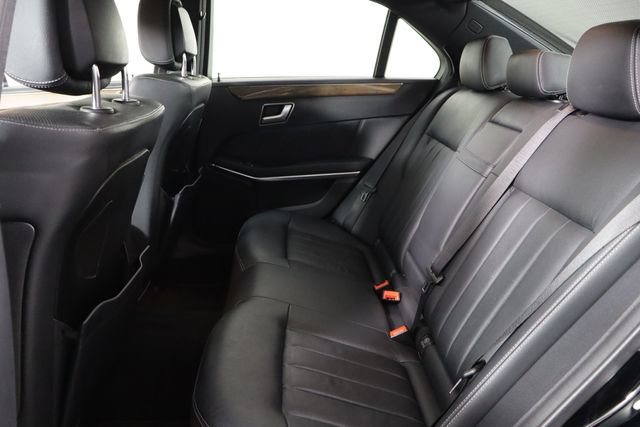 Used 2014 Mercedes-Benz E 550 4MATIC Sedan image 15