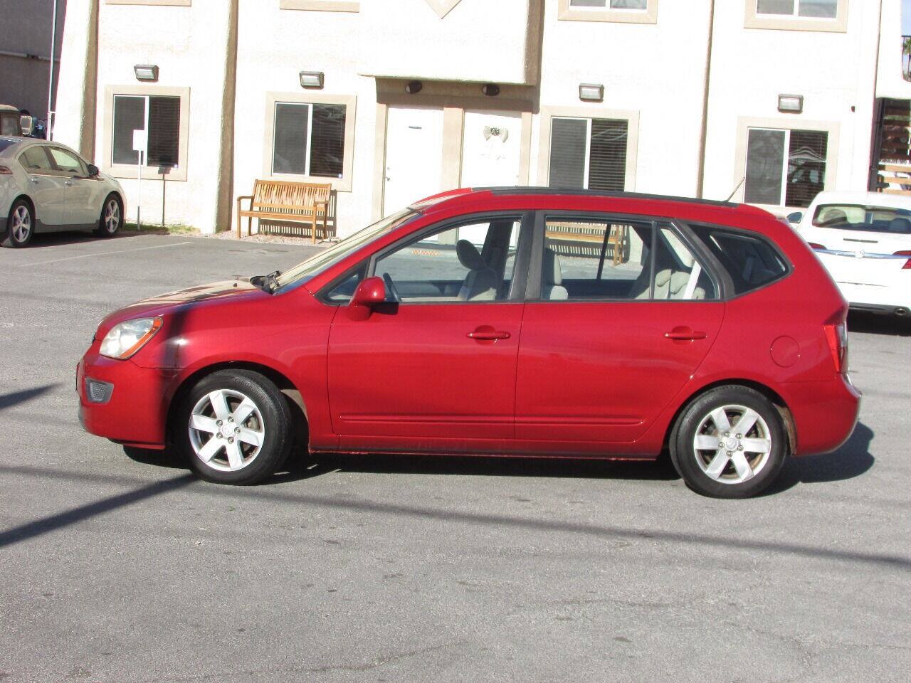 Used 2007 Kia Rondo LX w/ Convenience Pkg FWD image 6