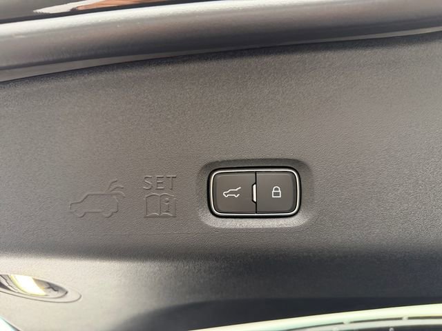 Used 2025 Lincoln Navigator Reserve w/ Jet Appearance Package image 42