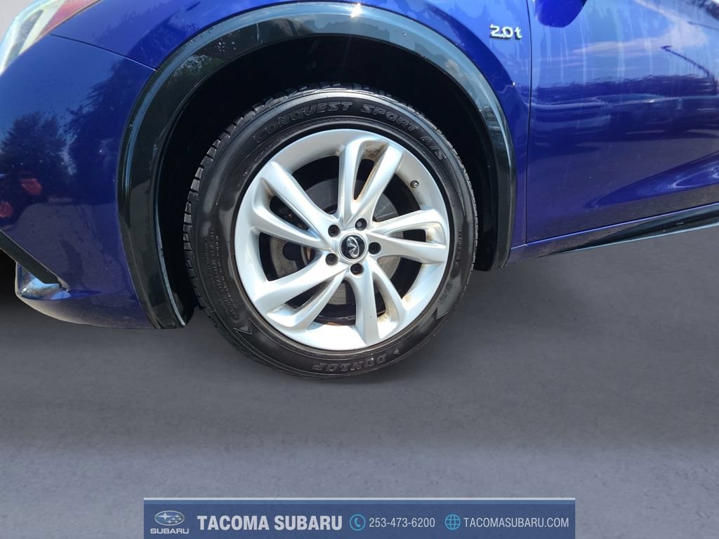 Used 2017 INFINITI QX30 FWD image 9