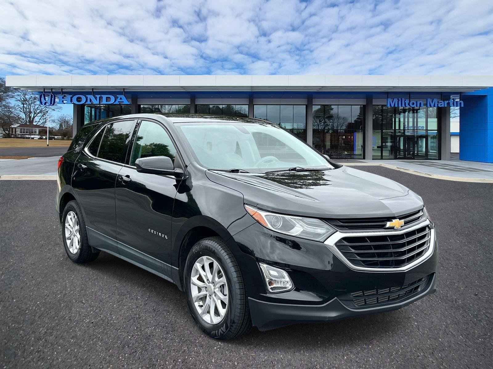 Used 2019 Chevrolet Equinox LT FWD image 1