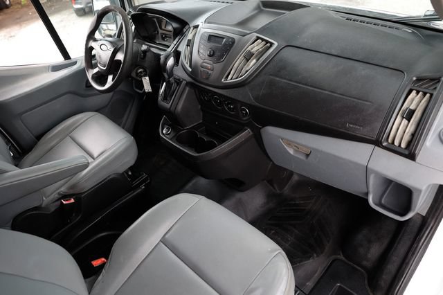 Used 2018 Ford Transit 150 130 Low Roof RWD image 15