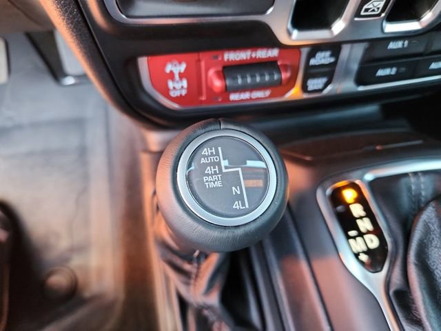 New 2025 Jeep Wrangler Unlimited Rubicon 392 image 32