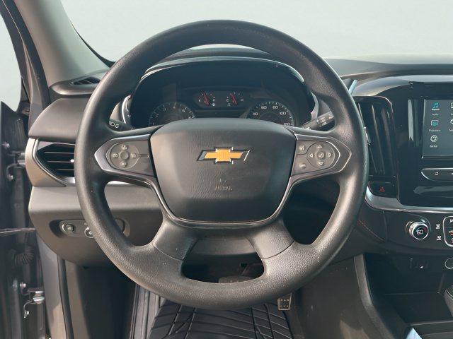 Used 2019 Chevrolet Traverse LS FWD image 17