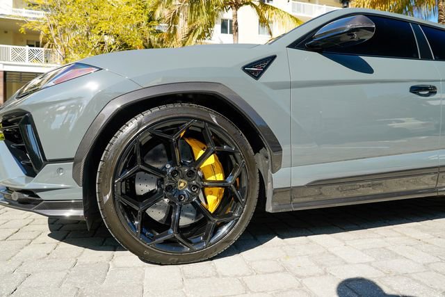 Used 2023 Lamborghini Urus Performante image 11