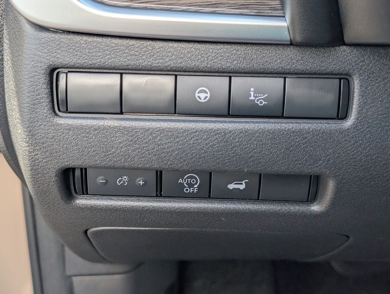 Certified 2024 Nissan Rogue Platinum w/ Platinum Premium Package FWD image 23