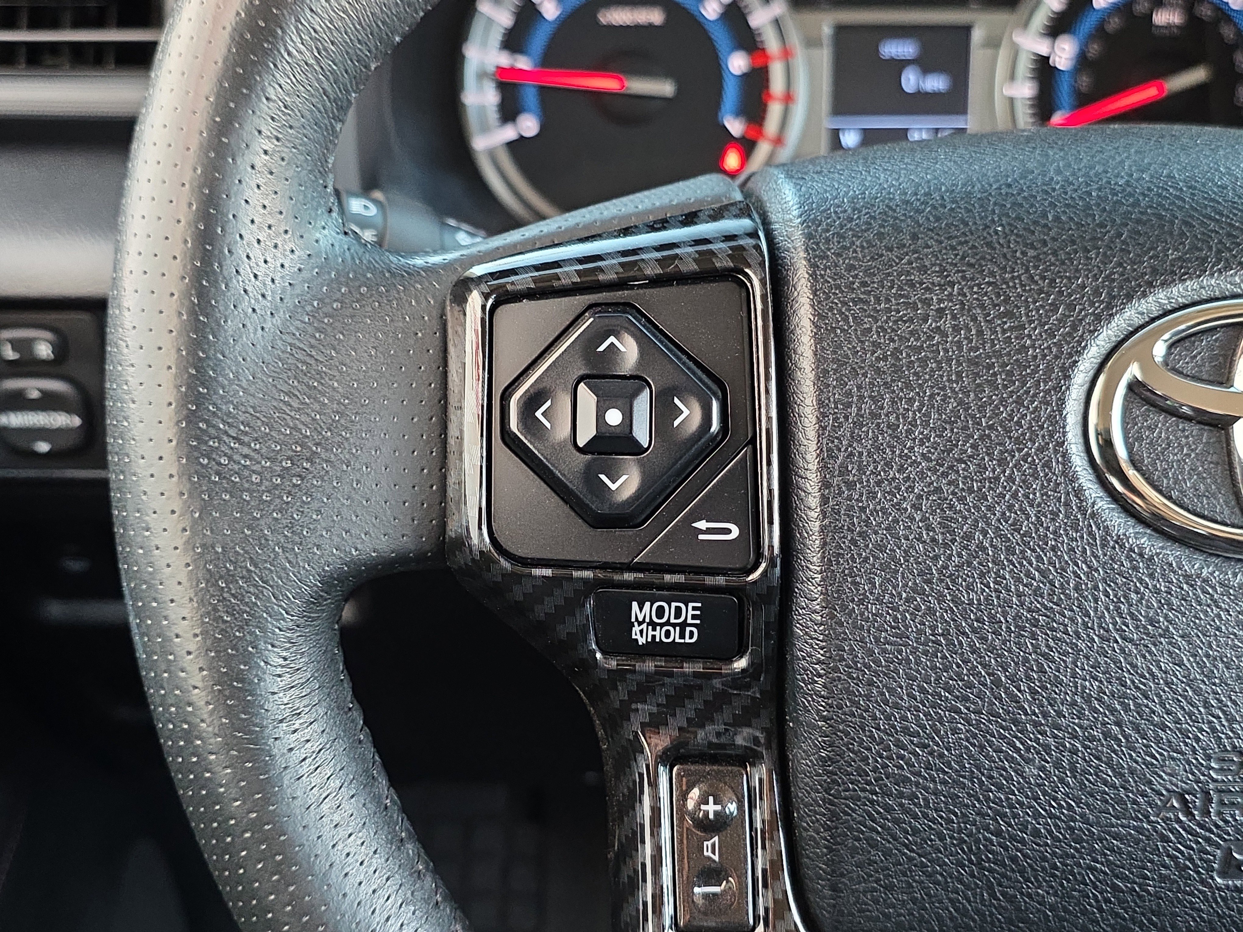 Used 2019 Toyota 4Runner TRD Off-Road image 19