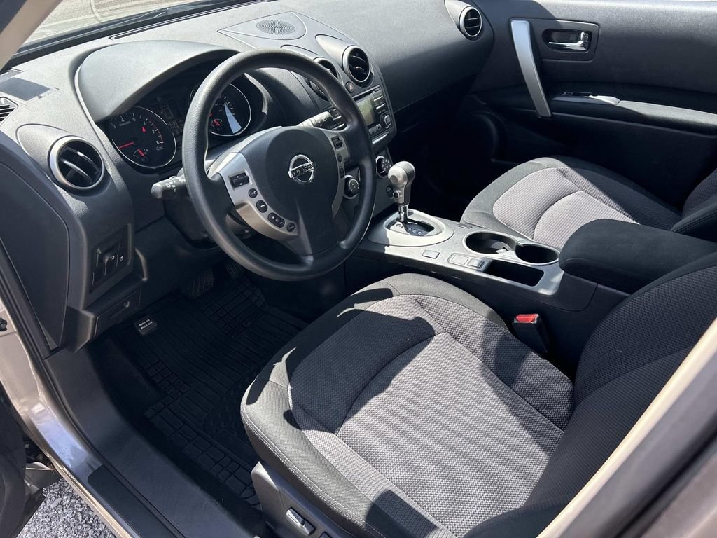 Used 2012 Nissan Rogue SV FWD image 14