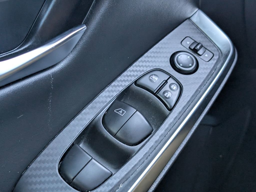 Used 2023 Nissan Sentra SR w/ SR Premium Package image 12