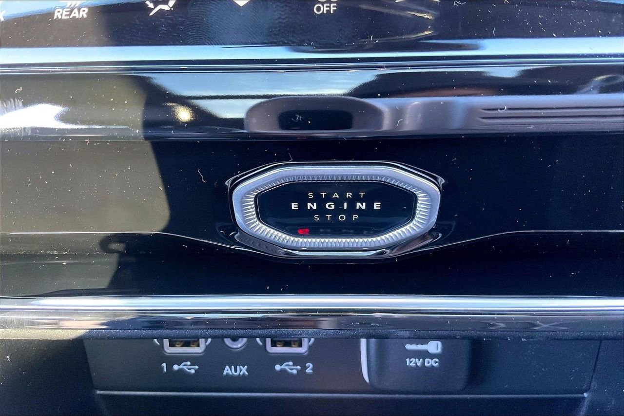 New 2026 Jeep Grand Cherokee Limited w/ Limited Altitude Package image 19