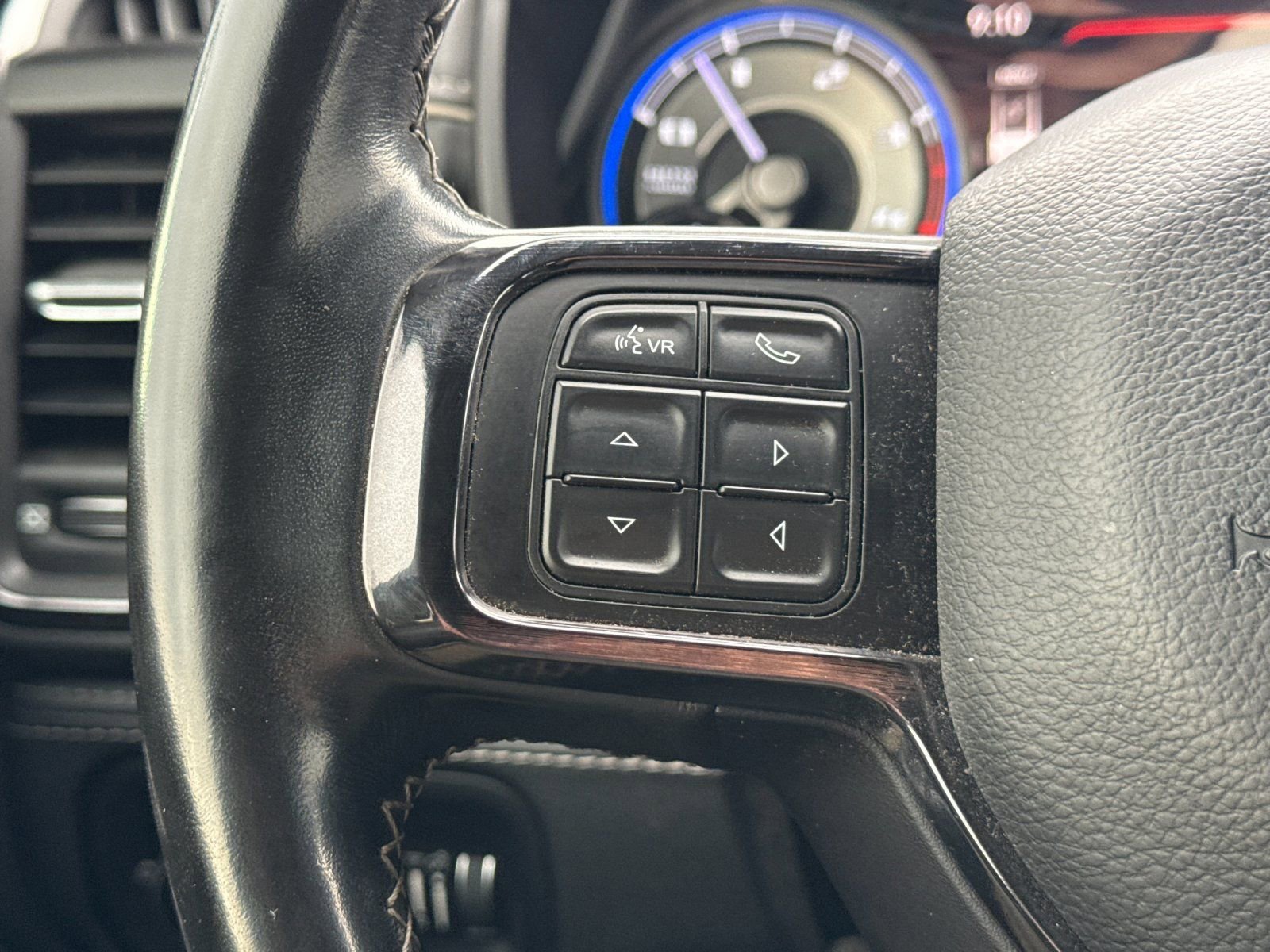 Used 2022 RAM 3500 Limited image 33