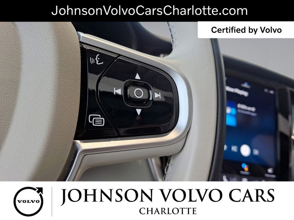Certified 2025 Volvo V60 B5 Cross Country Plus AWD/4WD image 24