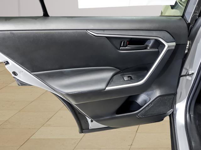 Used 2024 Toyota RAV4 LE image 17