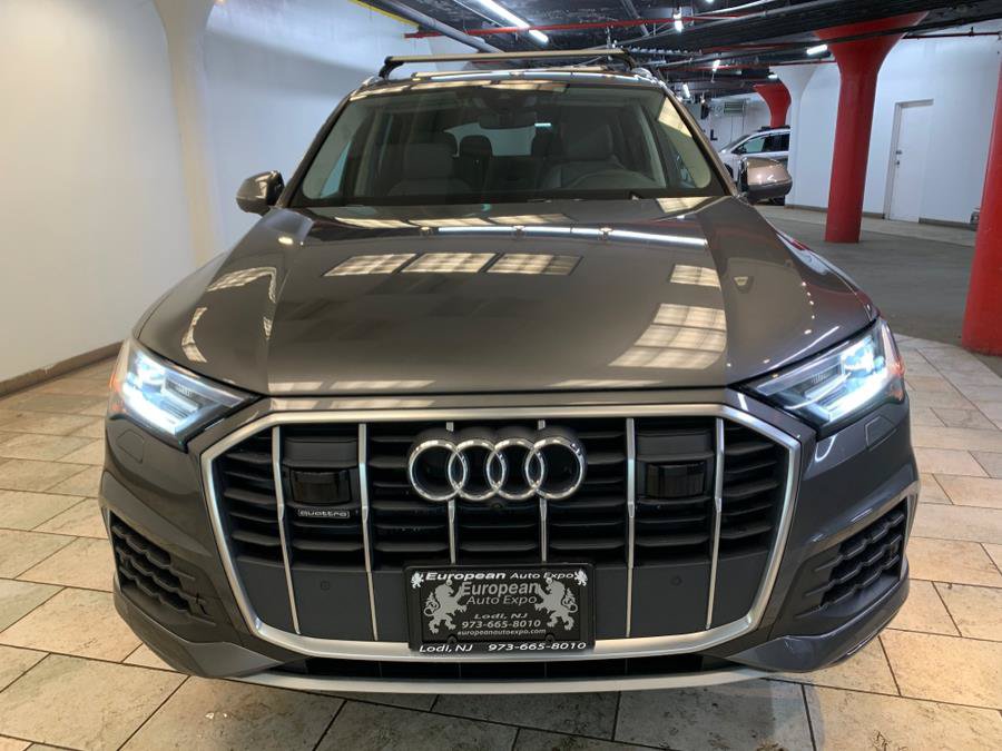 Used 2022 Audi Q7 3.0T Premium Plus w/ Premium Plus Package AWD/4WD image 3