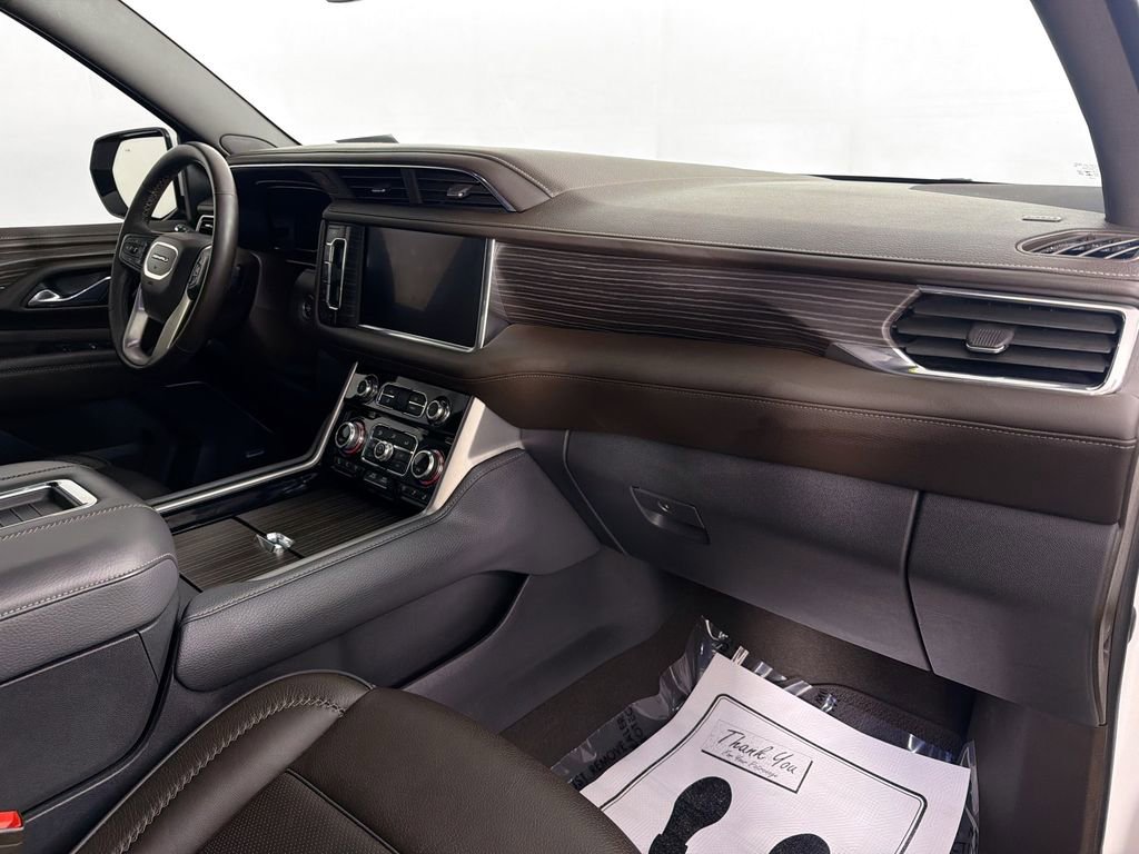 Used 2023 GMC Yukon Denali AWD/4WD image 34