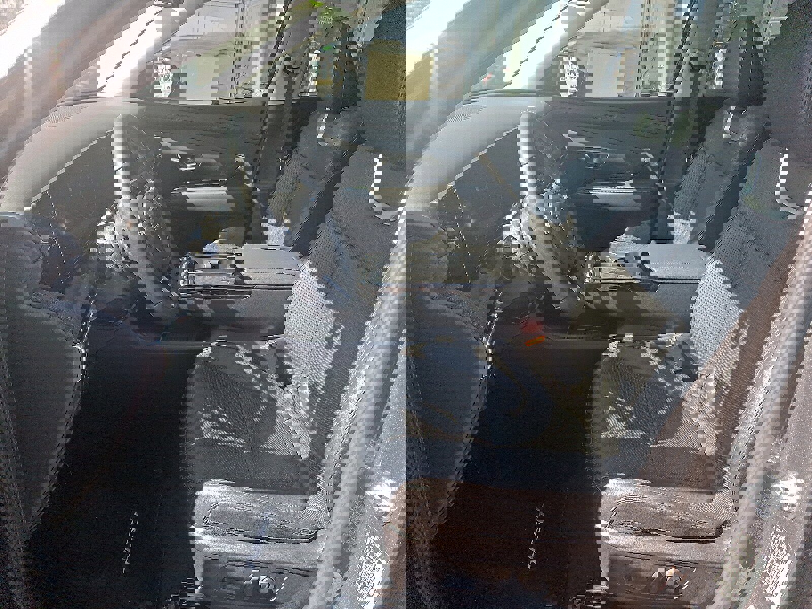 Certified 2025 Hyundai Tucson Limited w/ Tow & Go Package image 14