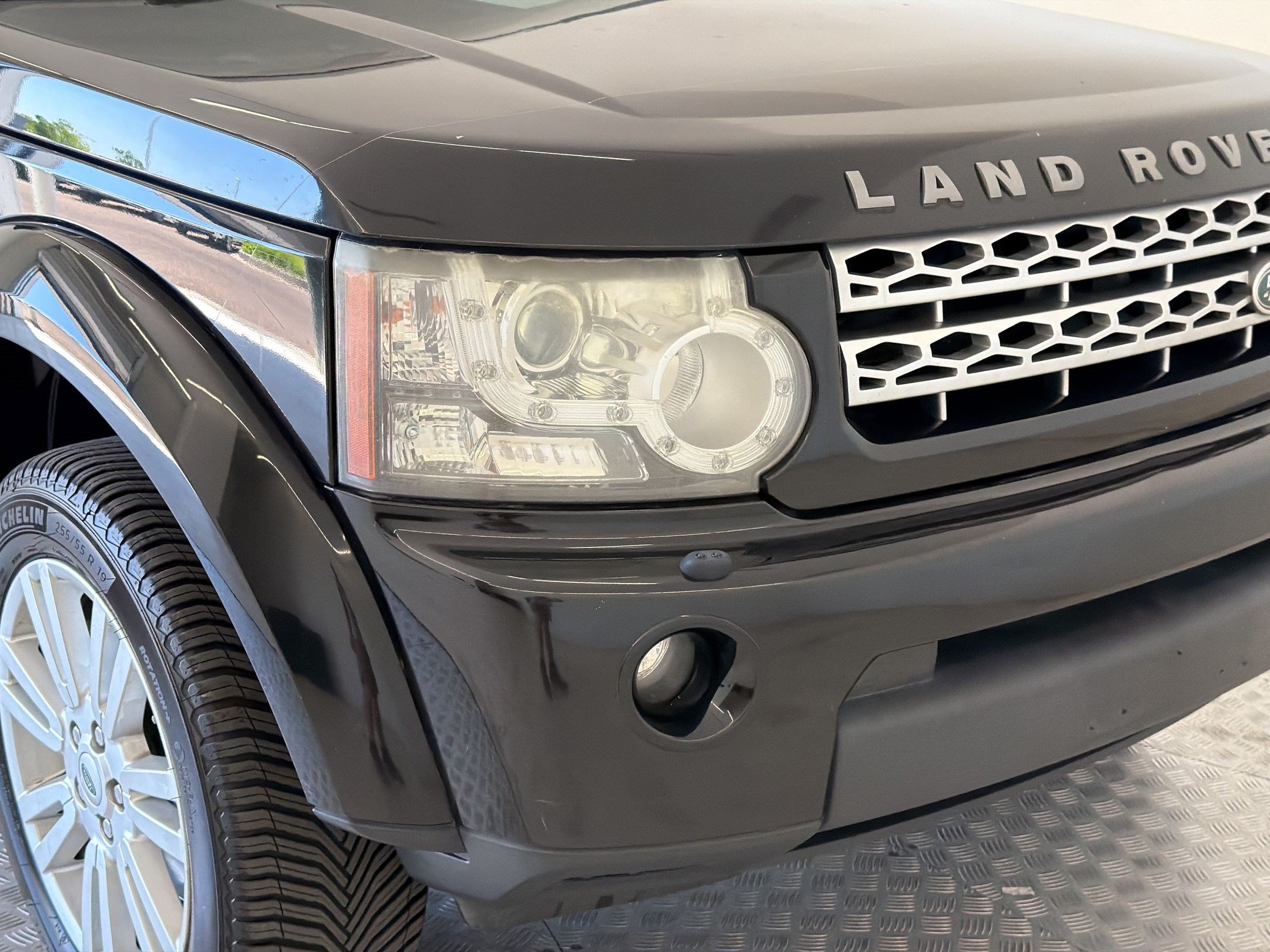 Used 2011 Land Rover LR4 HSE AWD/4WD image 11