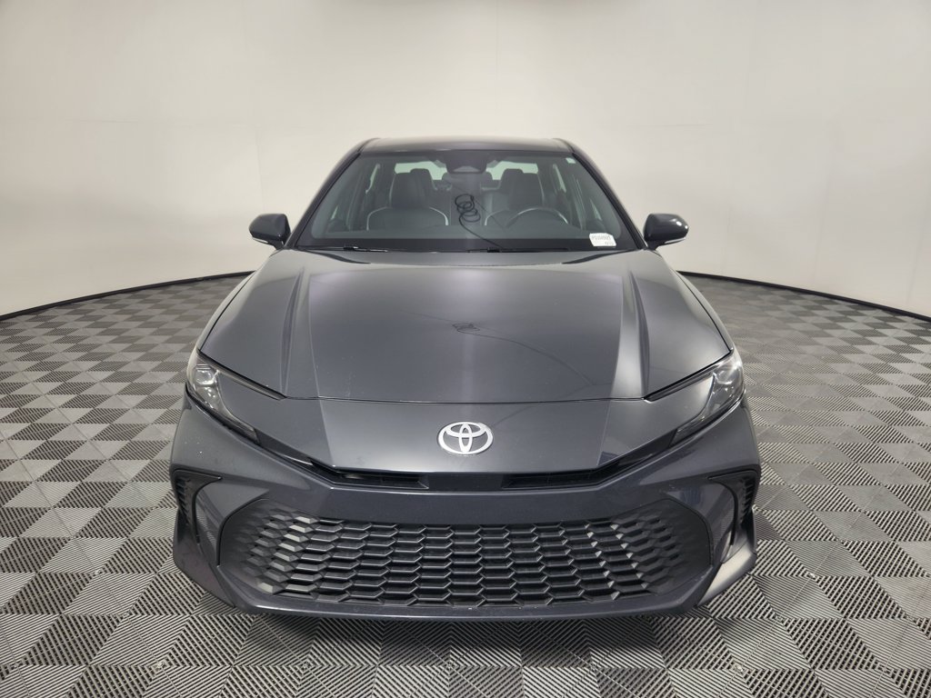 Used 2025 Toyota Camry SE FWD image 8
