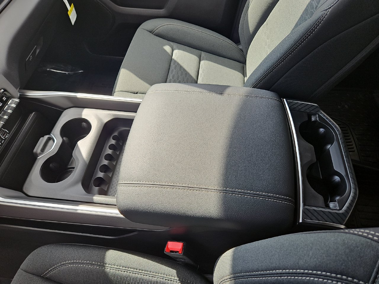 New 2026 RAM 1500 Big Horn AWD/4WD image 33