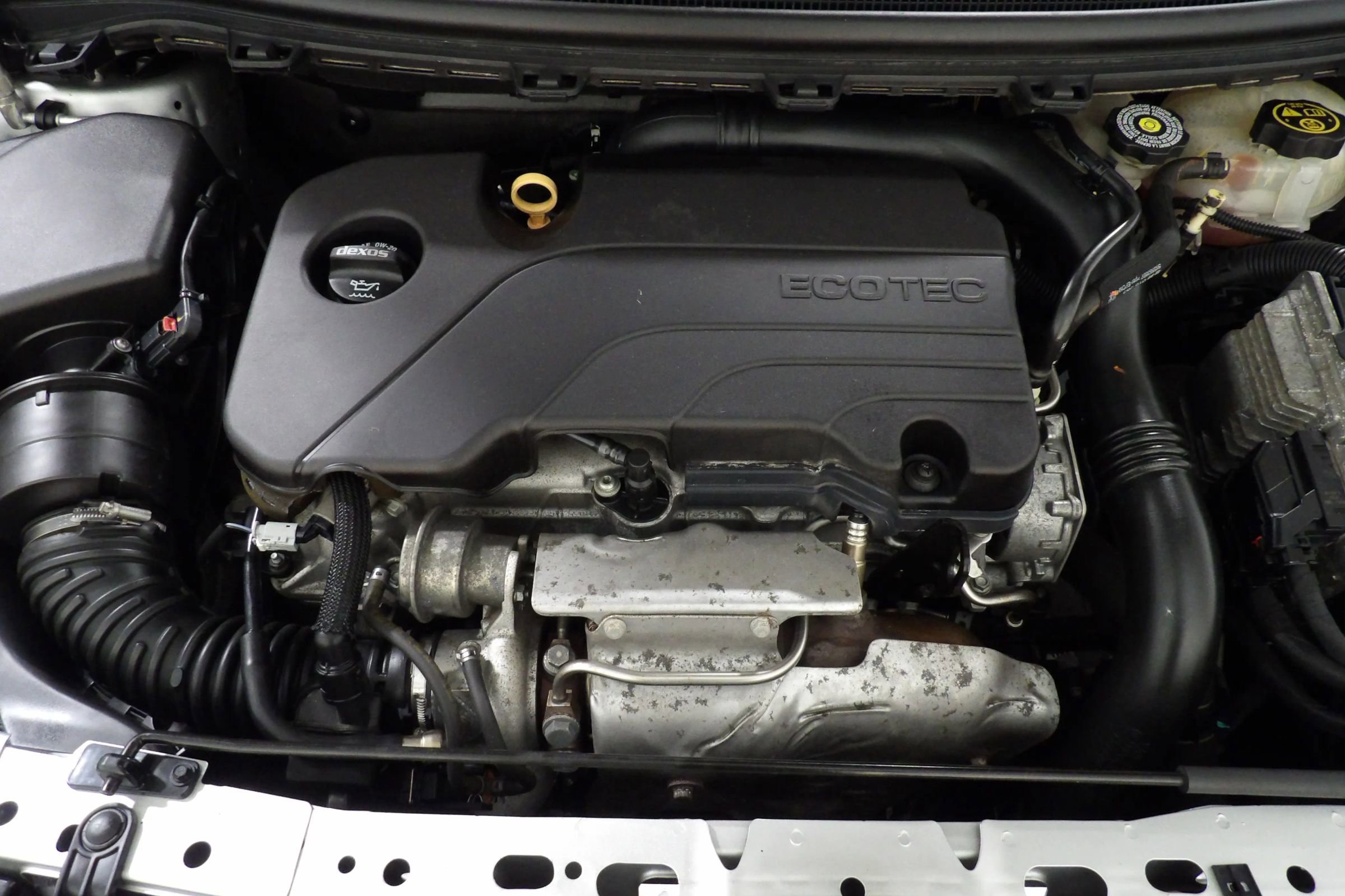 Used 2018 Chevrolet Cruze LT w/ Convenience Package image 18